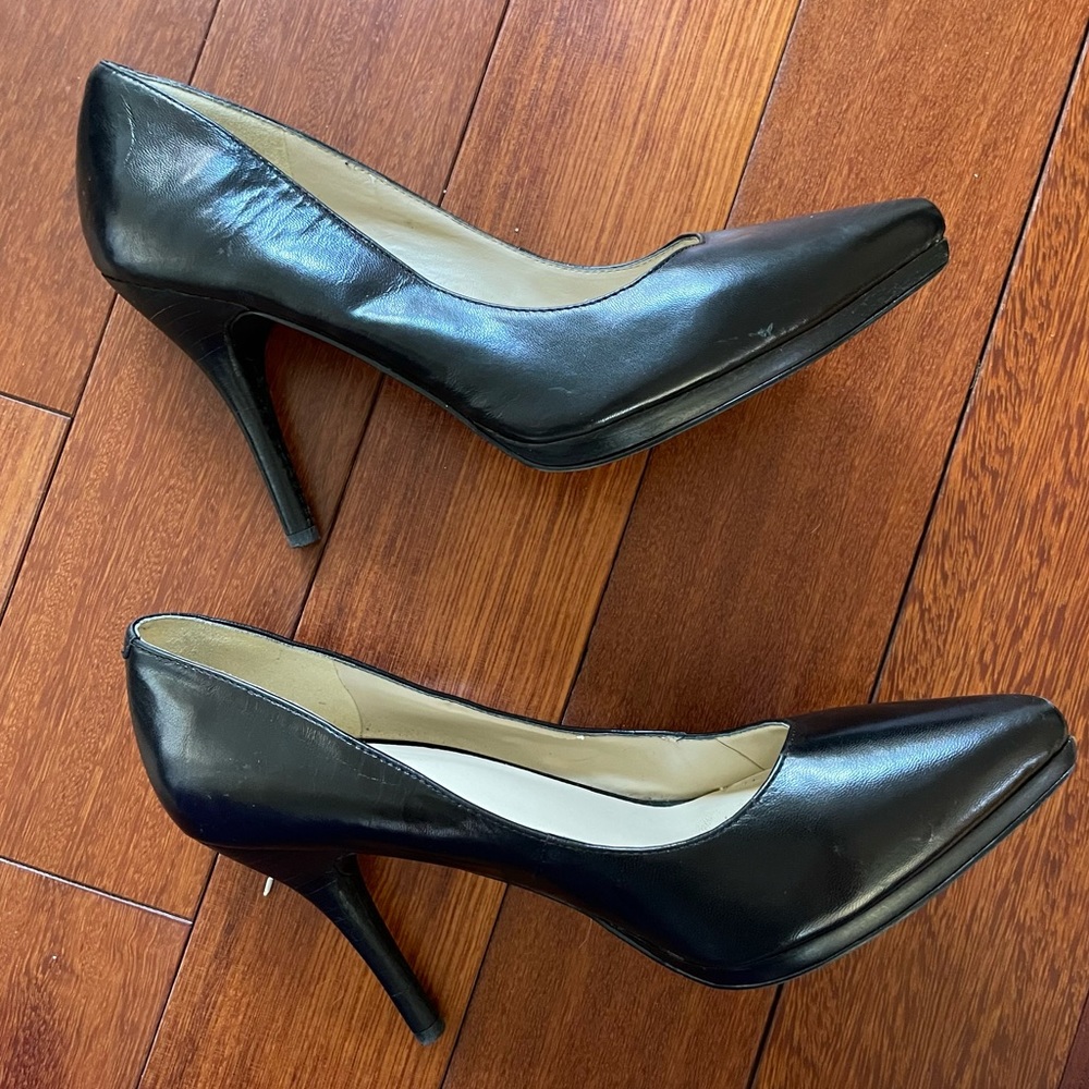 Nine West Black Heels Size 8.5